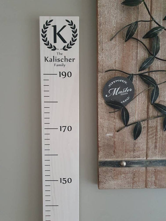 Personalised Height Chart - Wreath